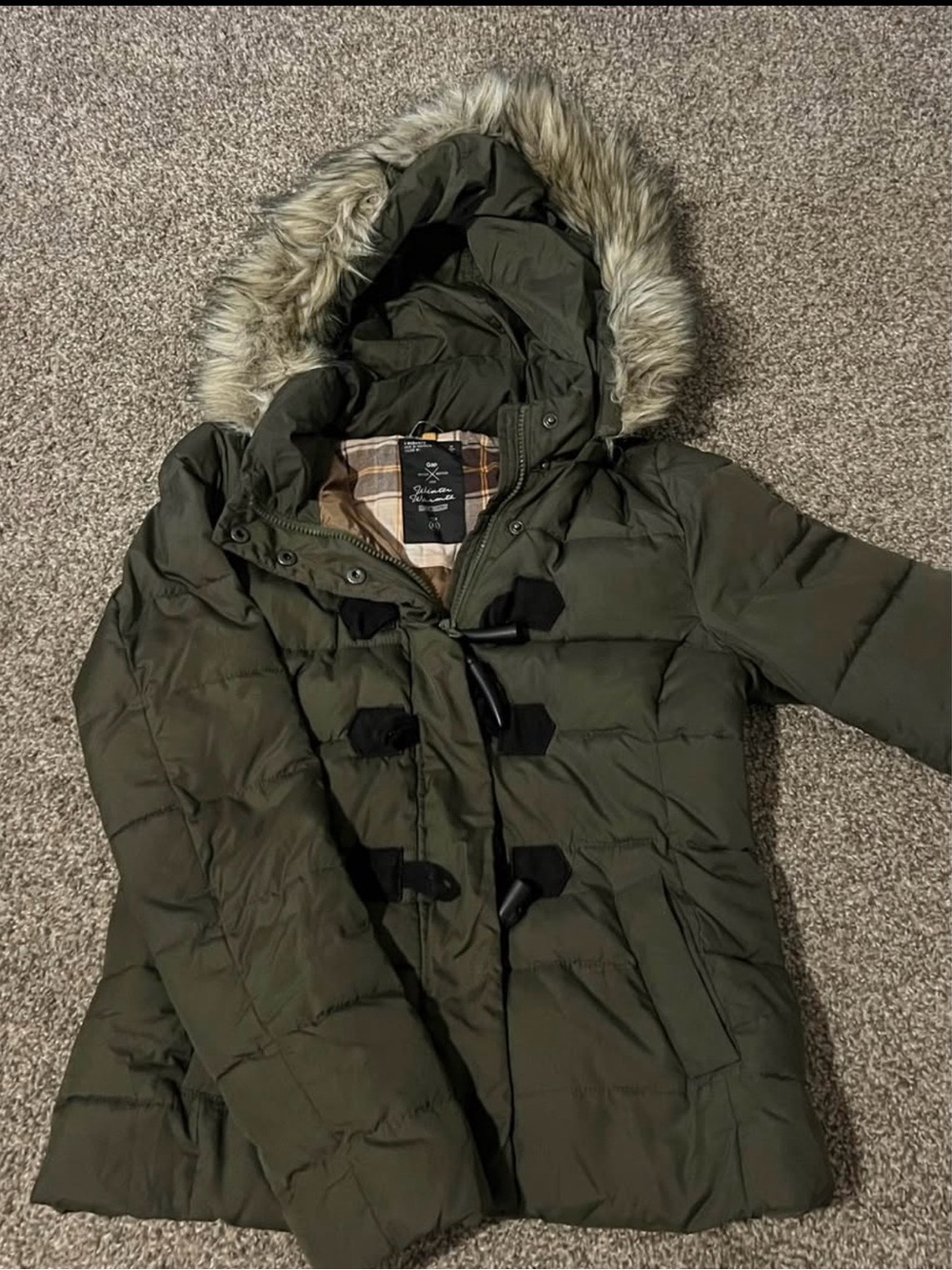 GAP Olive Green Puffer Jacket with Faux Fur Hood